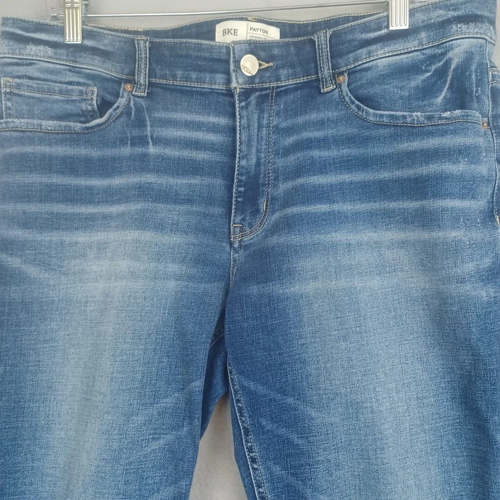 BKE Payton Jeans Womens 31 (fits 34X24) Mid RiseUniversal Fit Straight Leg